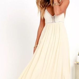 FESTIVAL BOHO CHIC CREAM MAXI DRESS